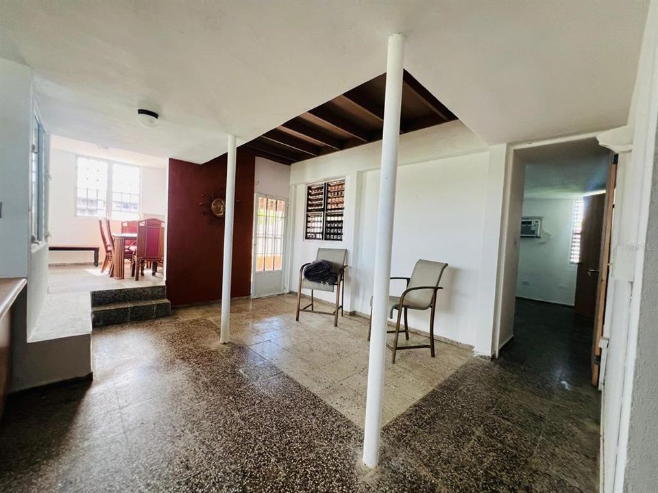 En Venta: $250,000 (3 camas, 2 baños, 1200 Pies cuadrados)