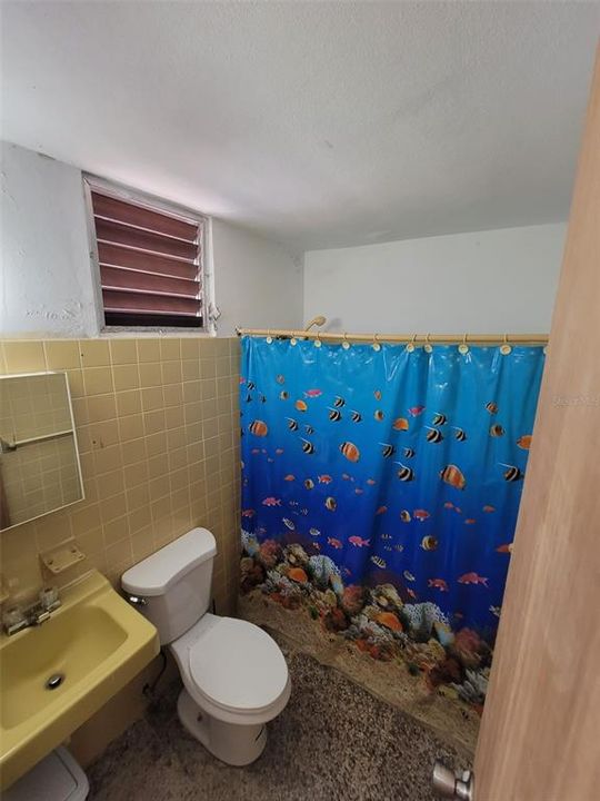 En Venta: $250,000 (3 camas, 2 baños, 1200 Pies cuadrados)