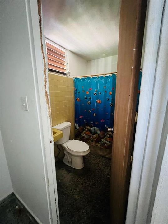 En Venta: $250,000 (3 camas, 2 baños, 1200 Pies cuadrados)