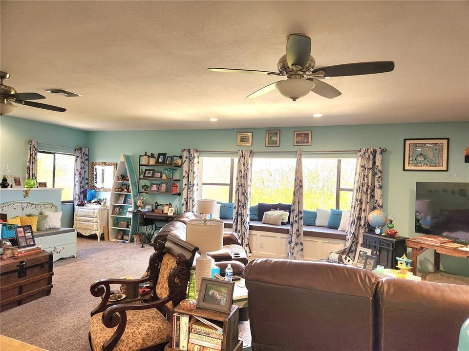 living room with bay window