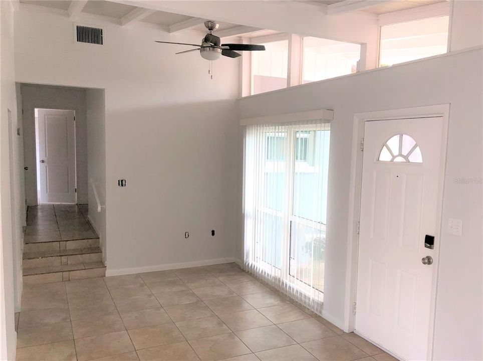 For Rent: $2,500 (3 beds, 2 baths, 1341 Square Feet)