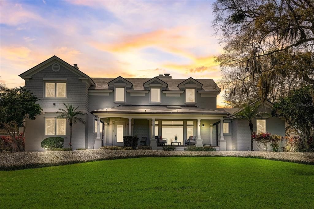 For Sale: $2,600,000 (8 beds, 6 baths, 7886 Square Feet)