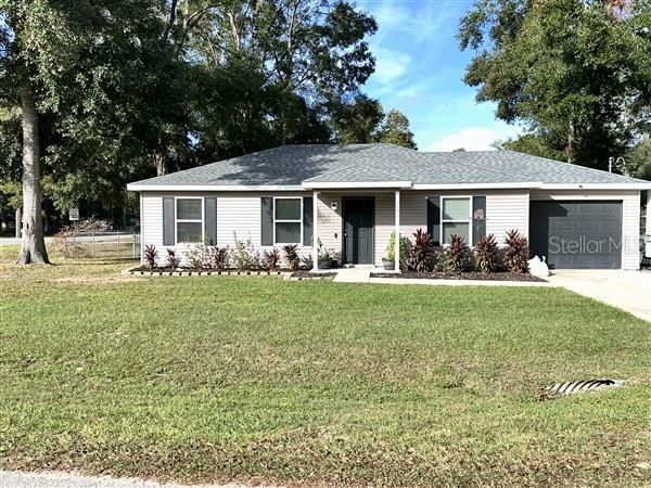 For Rent: $1,850 (3 beds, 2 baths, 1017 Square Feet)