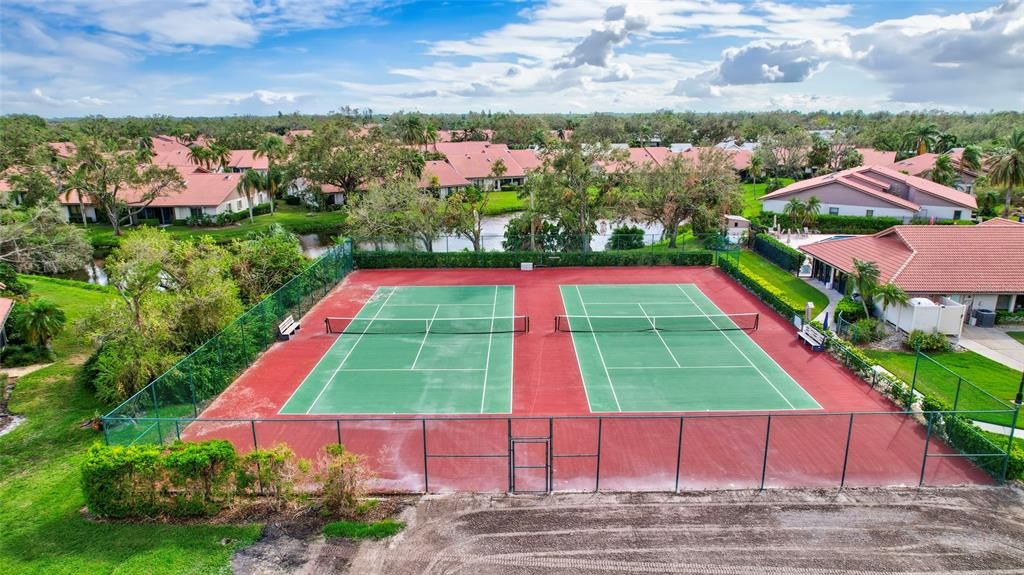 tennis courts near clubhouse