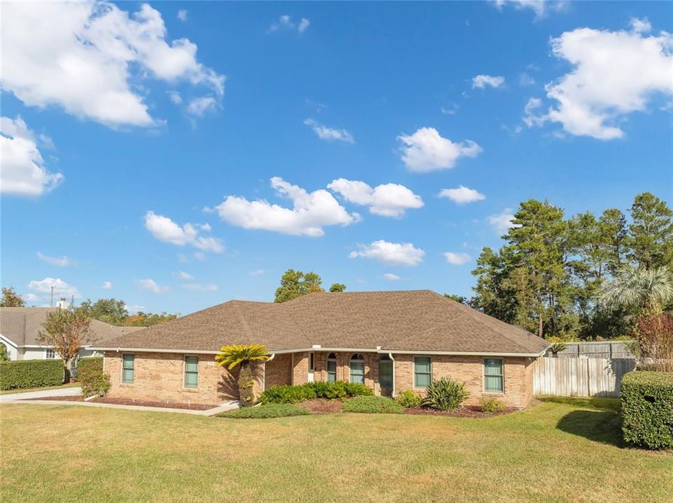 For Sale: $512,500 (3 beds, 2 baths, 1918 Square Feet)