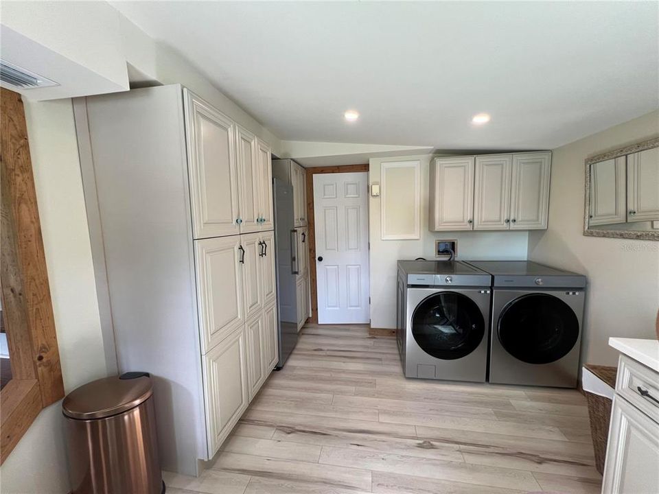 For Sale: $629,900 (3 beds, 1 baths, 1562 Square Feet)