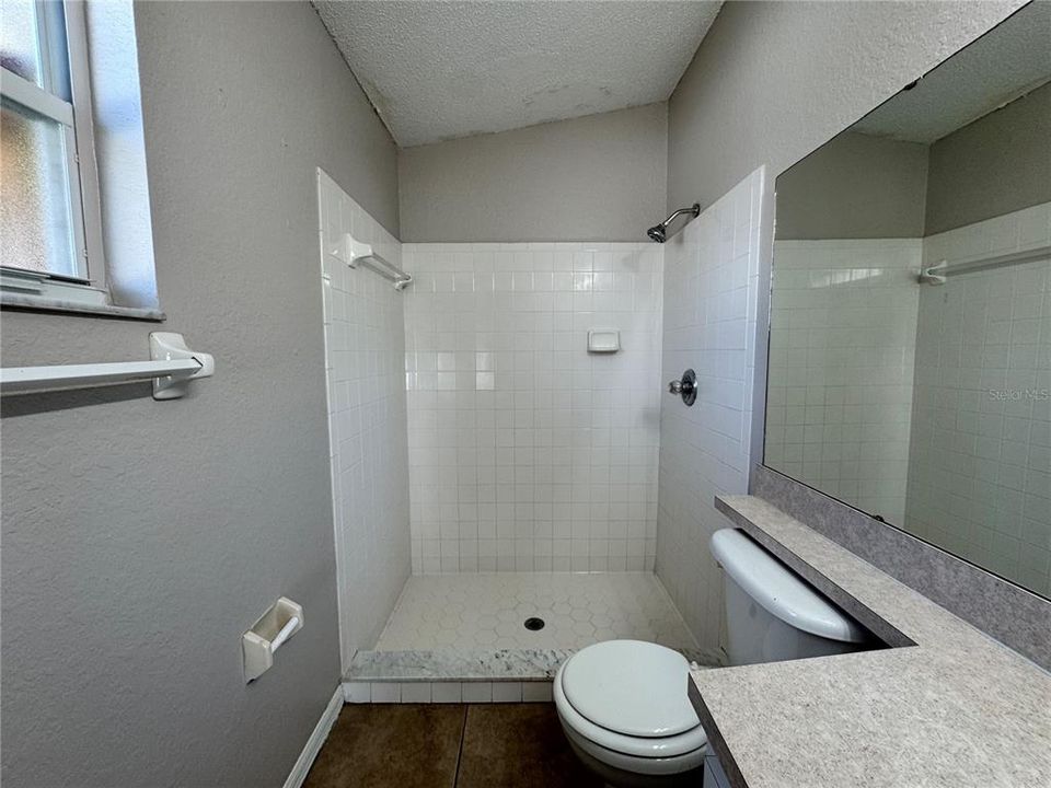 For Sale: $259,900 (3 beds, 2 baths, 1252 Square Feet)