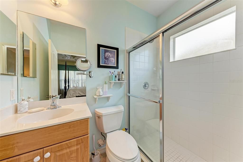 For Sale: $399,900 (2 beds, 2 baths, 1183 Square Feet)