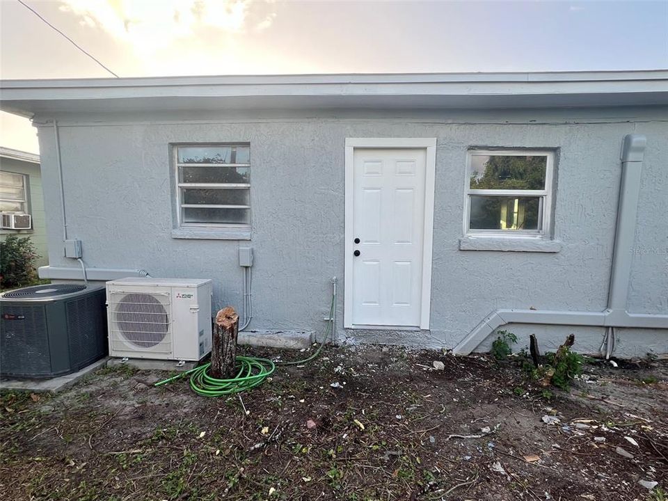 For Sale: $279,000 (3 beds, 2 baths, 1662 Square Feet)