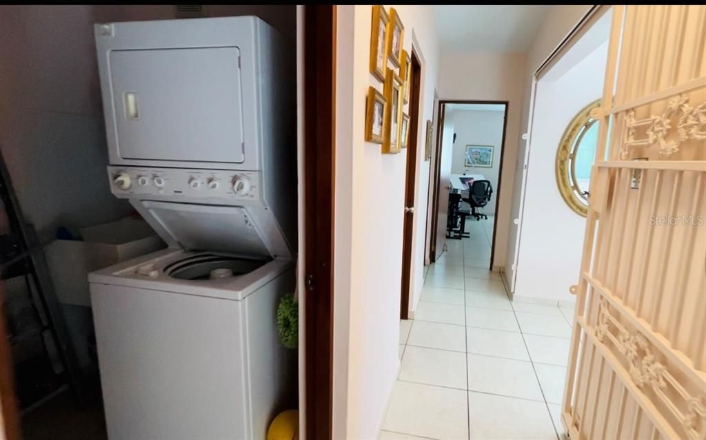 En Venta: $660,000 (5 camas, 4 baños, 3500 Pies cuadrados)