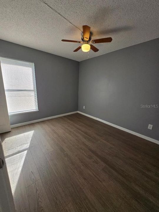 For Rent: $2,200 (4 beds, 2 baths, 1819 Square Feet)