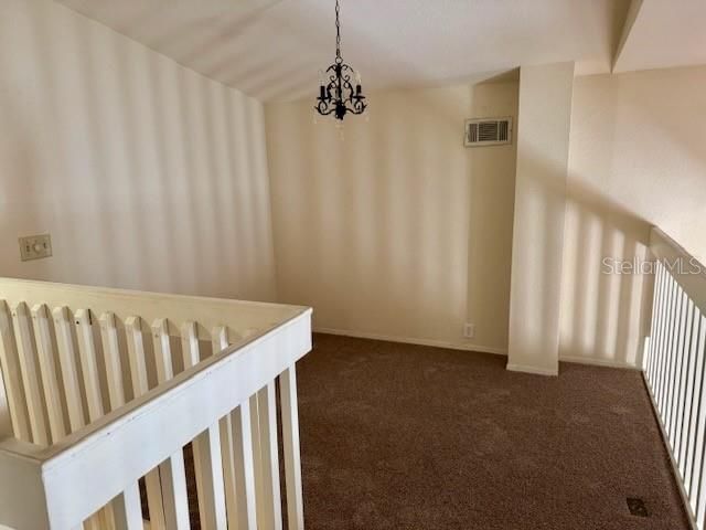 For Sale: $154,900 (1 beds, 1 baths, 951 Square Feet)