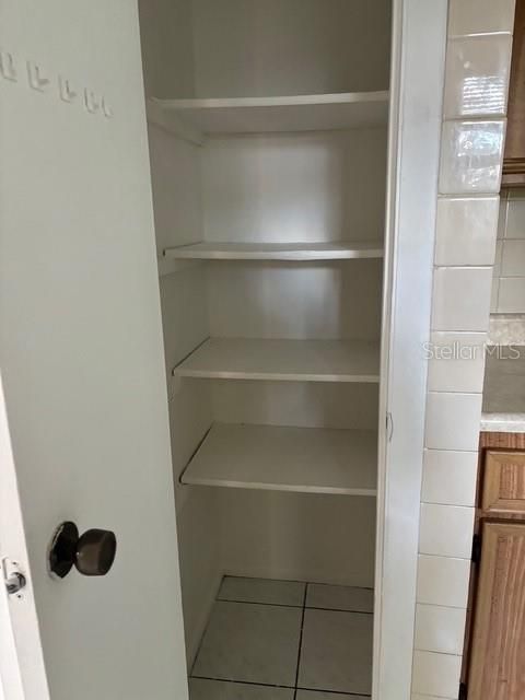 Kitchen pantry