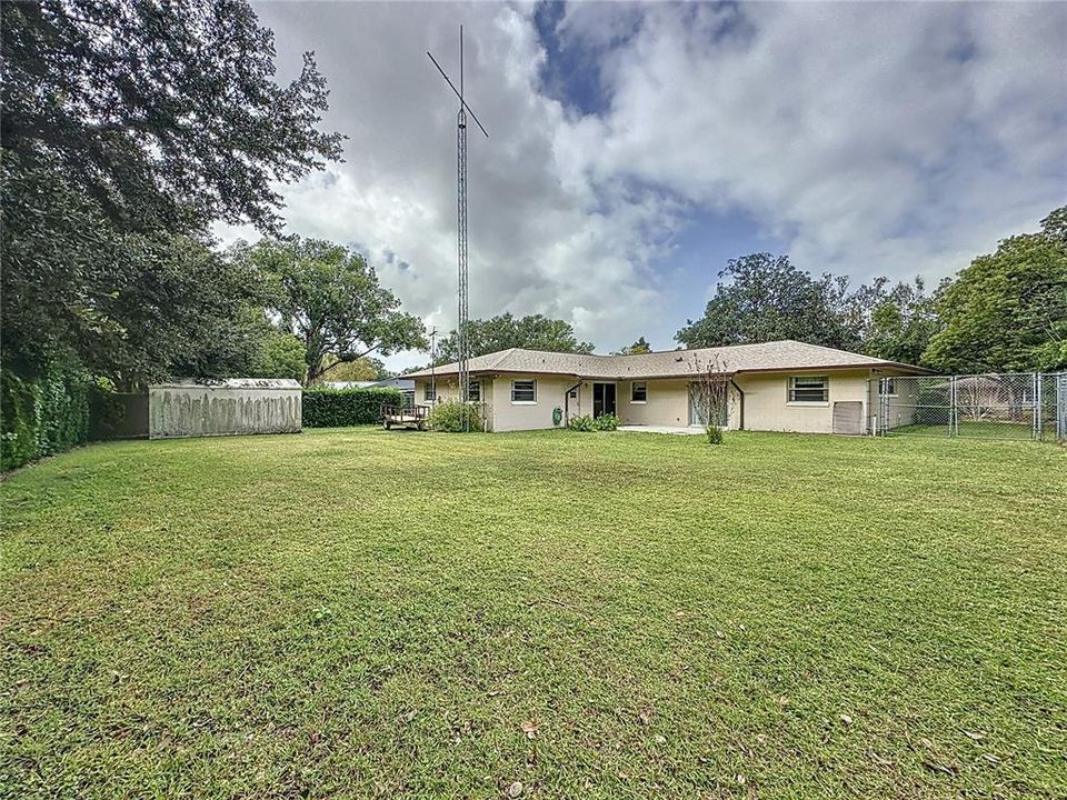 For Sale: $399,000 (4 beds, 2 baths, 1800 Square Feet)