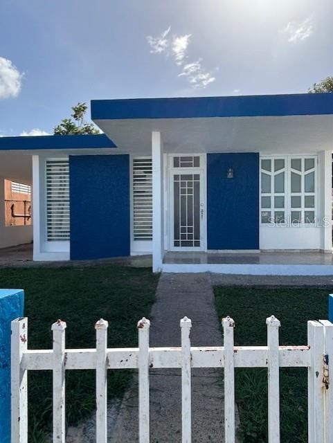 En Venta: $175,000 (4 camas, 2 baños, 1301 Pies cuadrados)