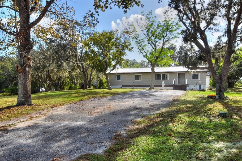 For Sale: $499,000 (3 beds, 2 baths, 1800 Square Feet)