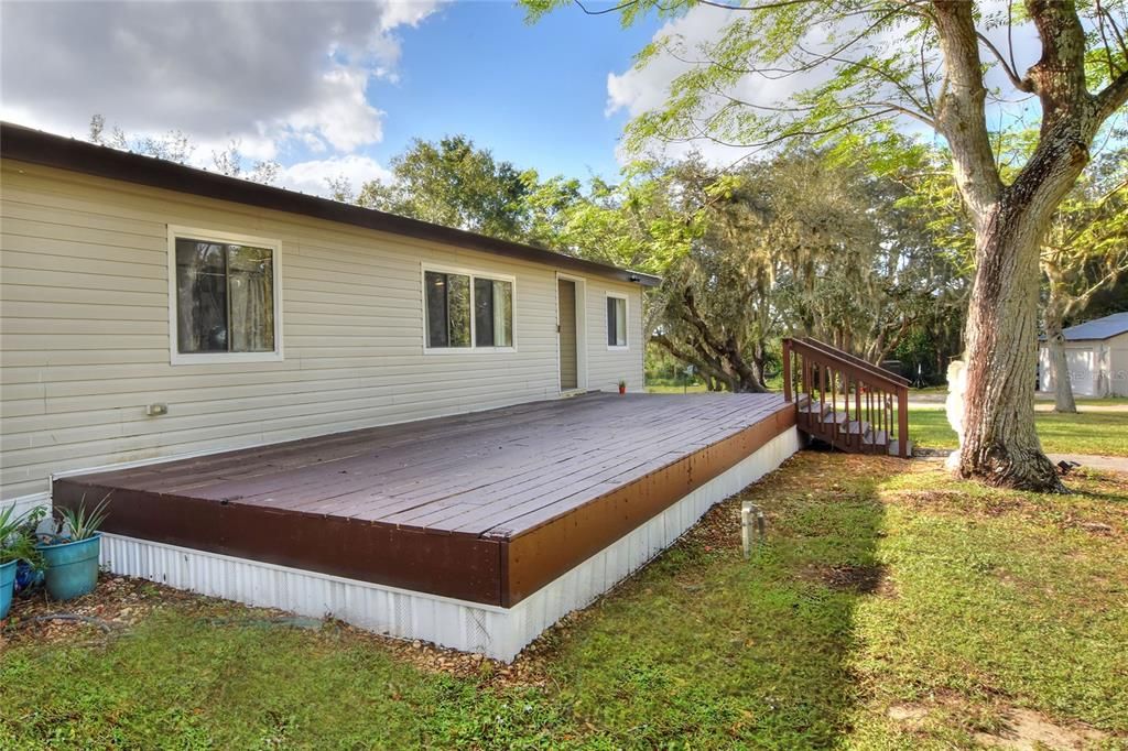 For Sale: $499,000 (3 beds, 2 baths, 1800 Square Feet)