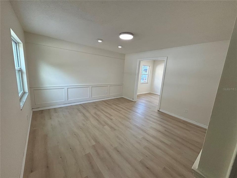 For Rent: $1,650 (2 beds, 1 baths, 768 Square Feet)