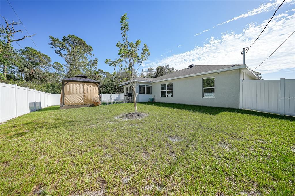 For Sale: $339,000 (3 beds, 2 baths, 1499 Square Feet)