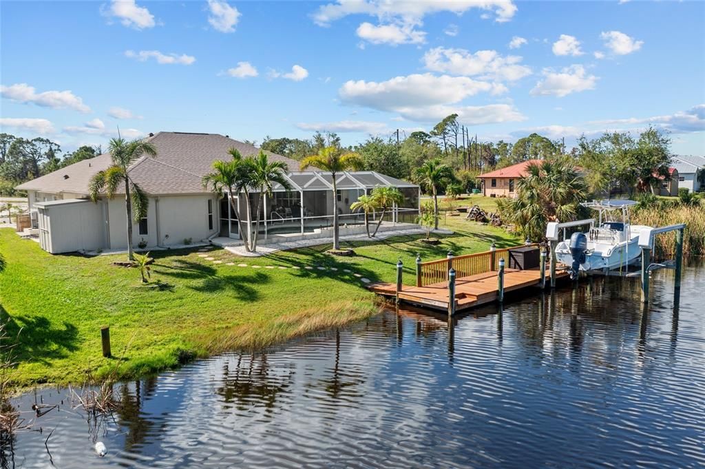 For Sale: $569,900 (3 beds, 2 baths, 1993 Square Feet)