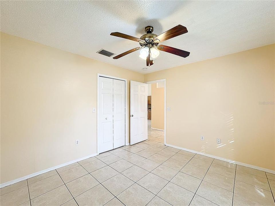 For Sale: $302,000 (4 beds, 2 baths, 1785 Square Feet)