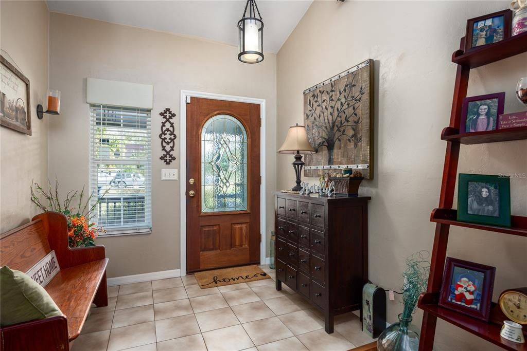 For Sale: $448,000 (3 beds, 2 baths, 1728 Square Feet)