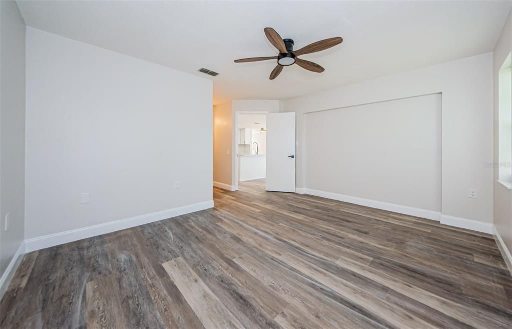 For Sale: $229,900 (2 beds, 2 baths, 1534 Square Feet)