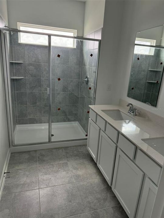 En Renta: $2,990 (4 camas, 2 baños, 2071 Pies cuadrados)