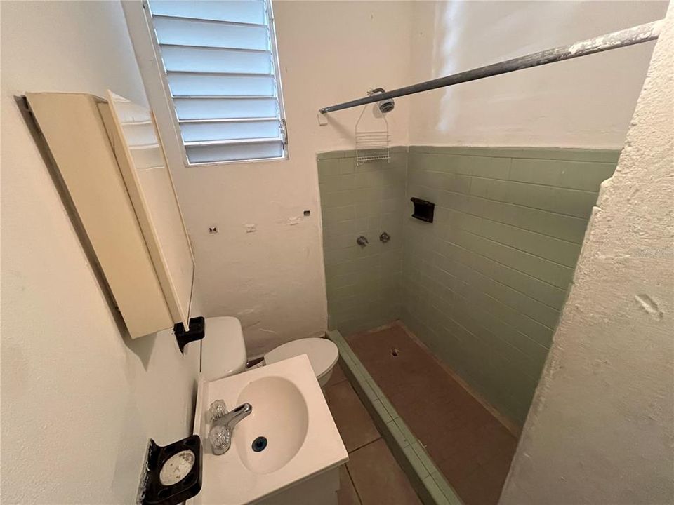 Unit 2 - Bathroom