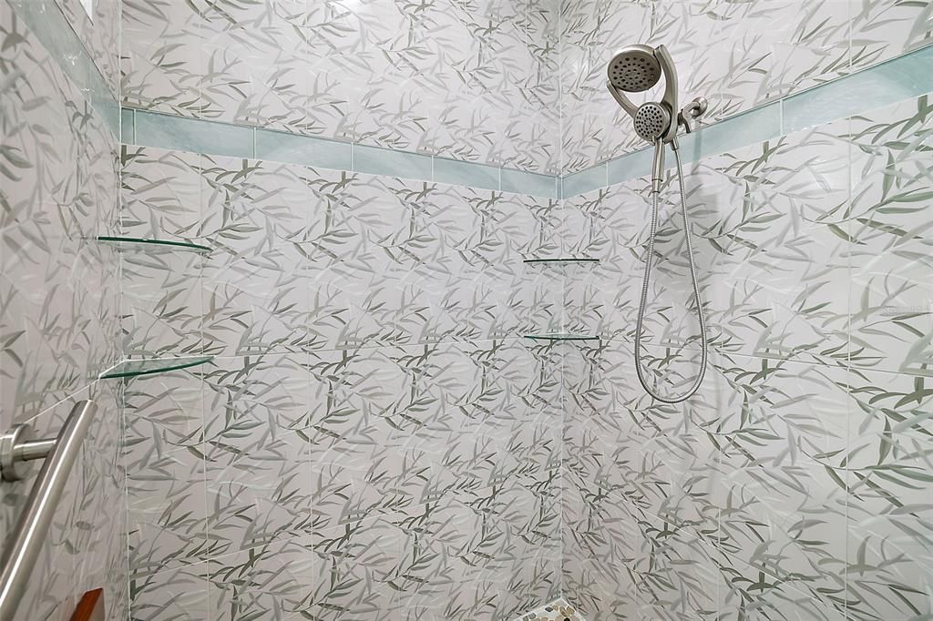 You'll feel "zensational" in this shower!