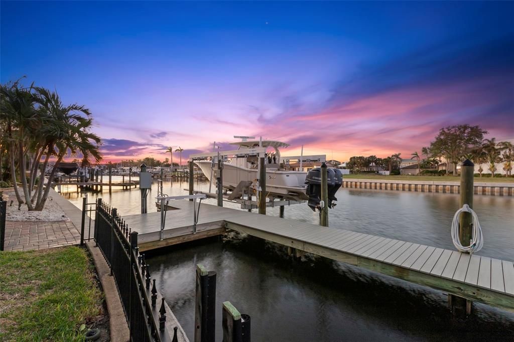 For Sale: $7,500,000 (4 beds, 3 baths, 5535 Square Feet)