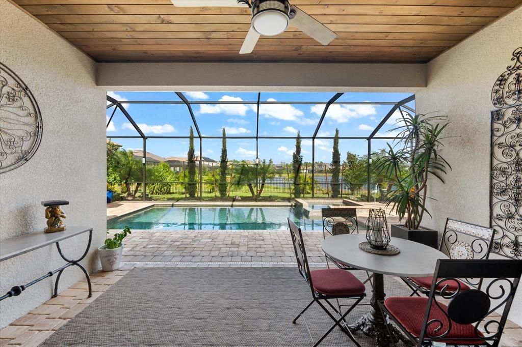 Great covered sitting area before pool.