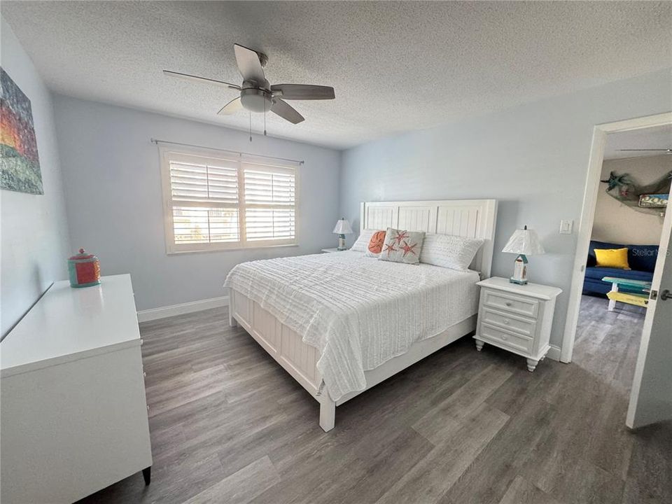 Master bedroom has walk in closet & laundry