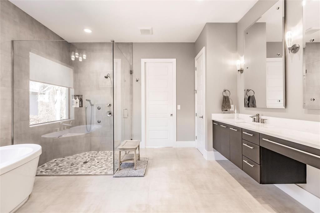 MASTER BATH