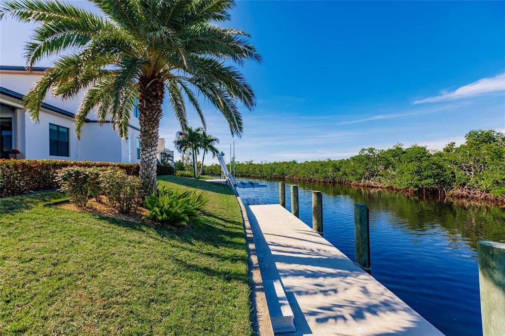 CONCRETE DOCK