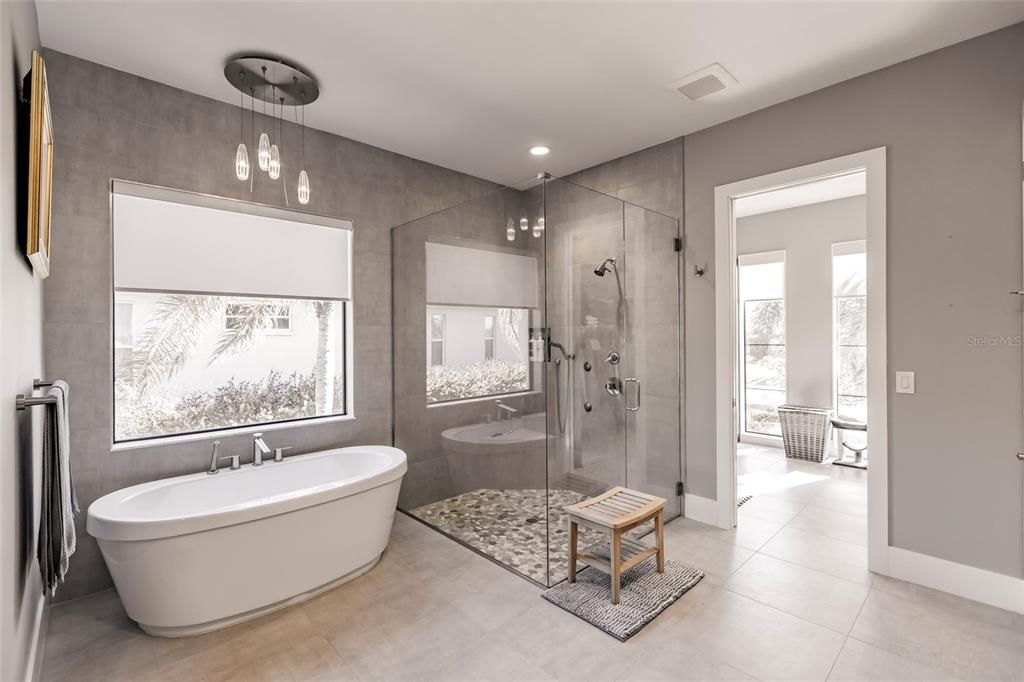 MASTER BATH