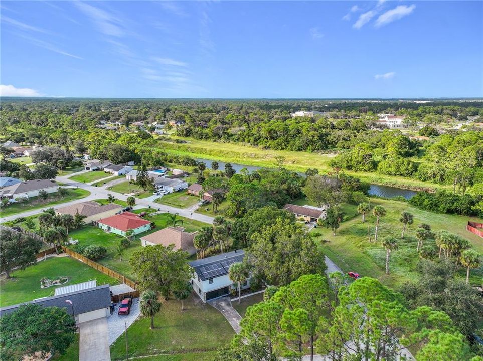 For Sale: $299,990 (3 beds, 2 baths, 1552 Square Feet)