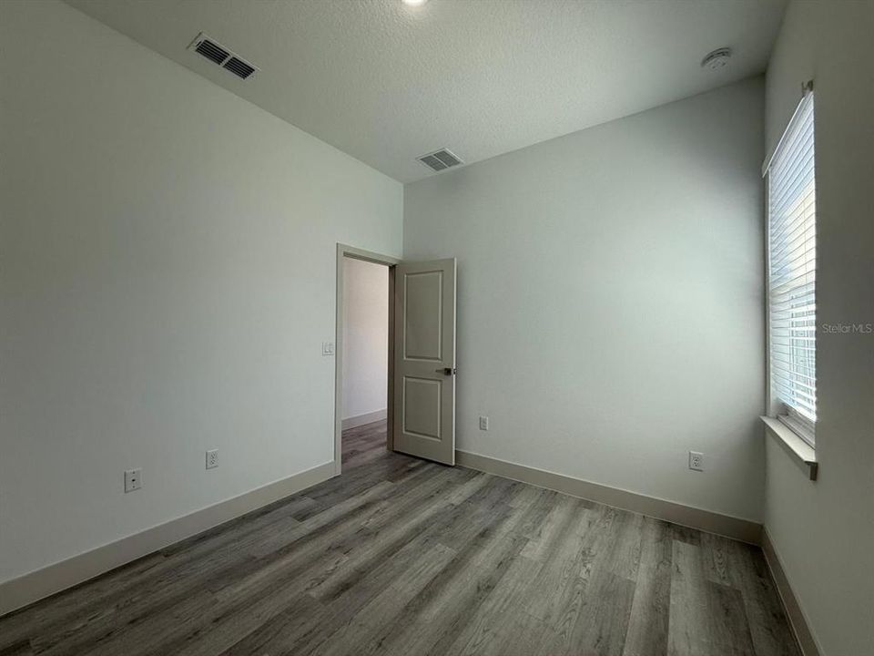 For Sale: $369,900 (3 beds, 2 baths, 1840 Square Feet)