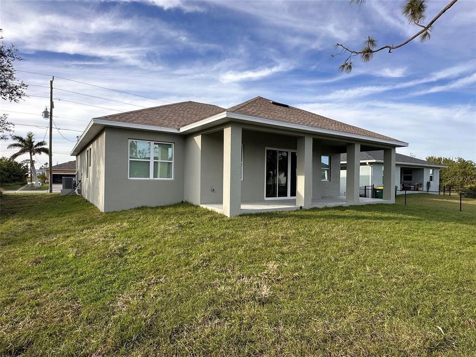 For Sale: $369,900 (3 beds, 2 baths, 1840 Square Feet)