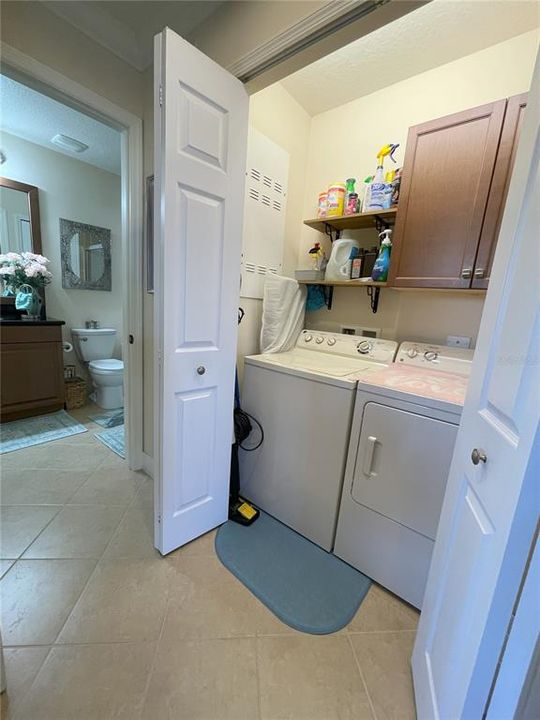 Full-sized washer and dryer stay with the unit