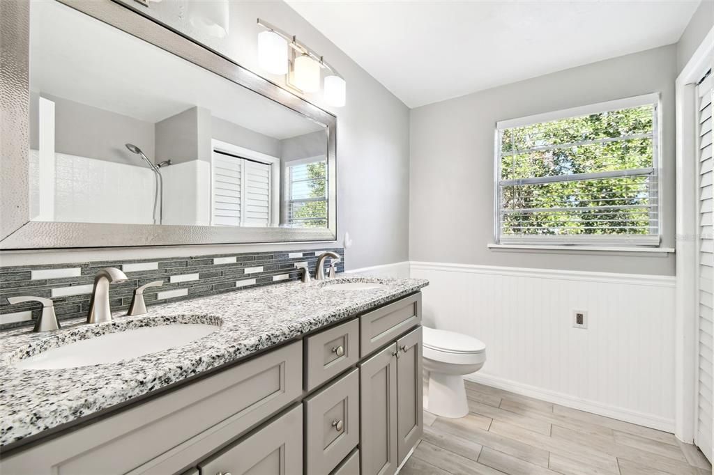 Upstairs Bathroom w/double vanities