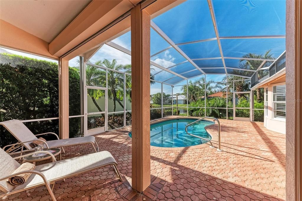 Beautiful Lake View from the pool