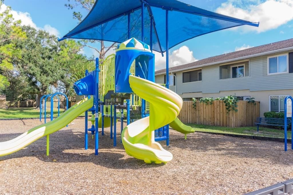 En Venta: $144,900 (2 camas, 2 baños, 918 Pies cuadrados)