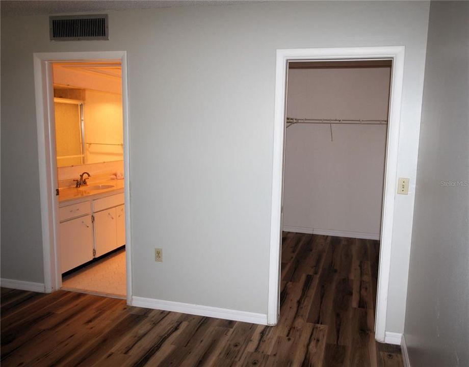 On-suite bath and walk-in closet