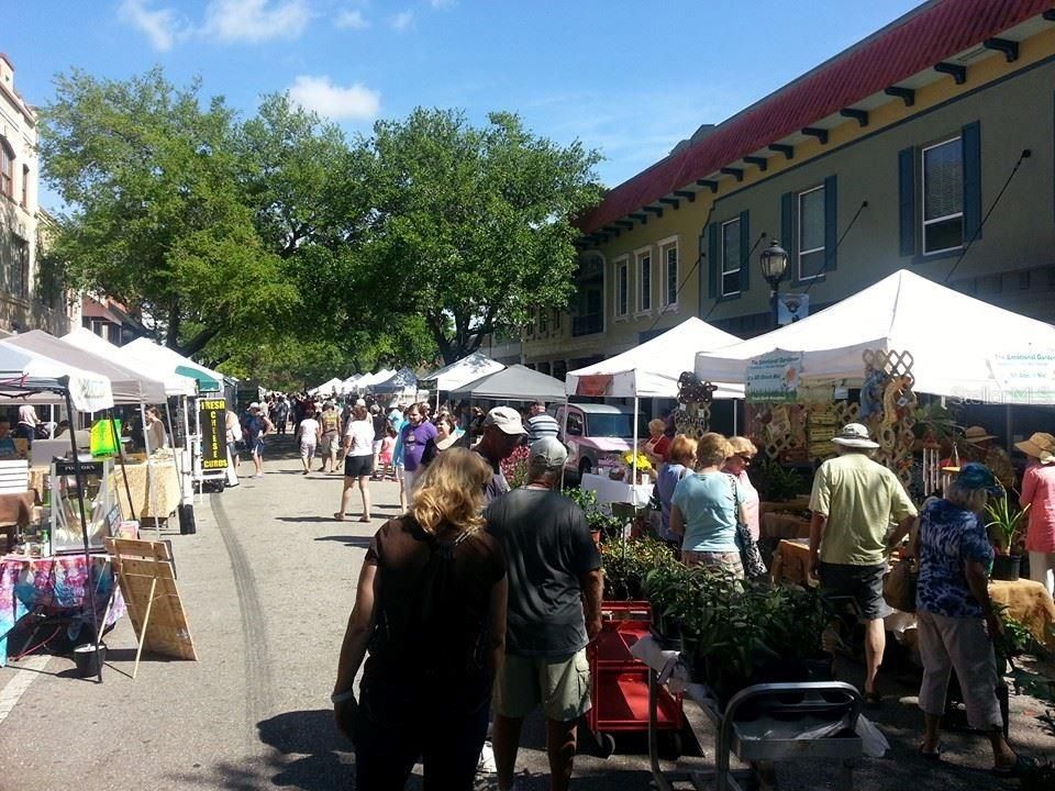 Saturday's Farmers Market Downtown on Main St