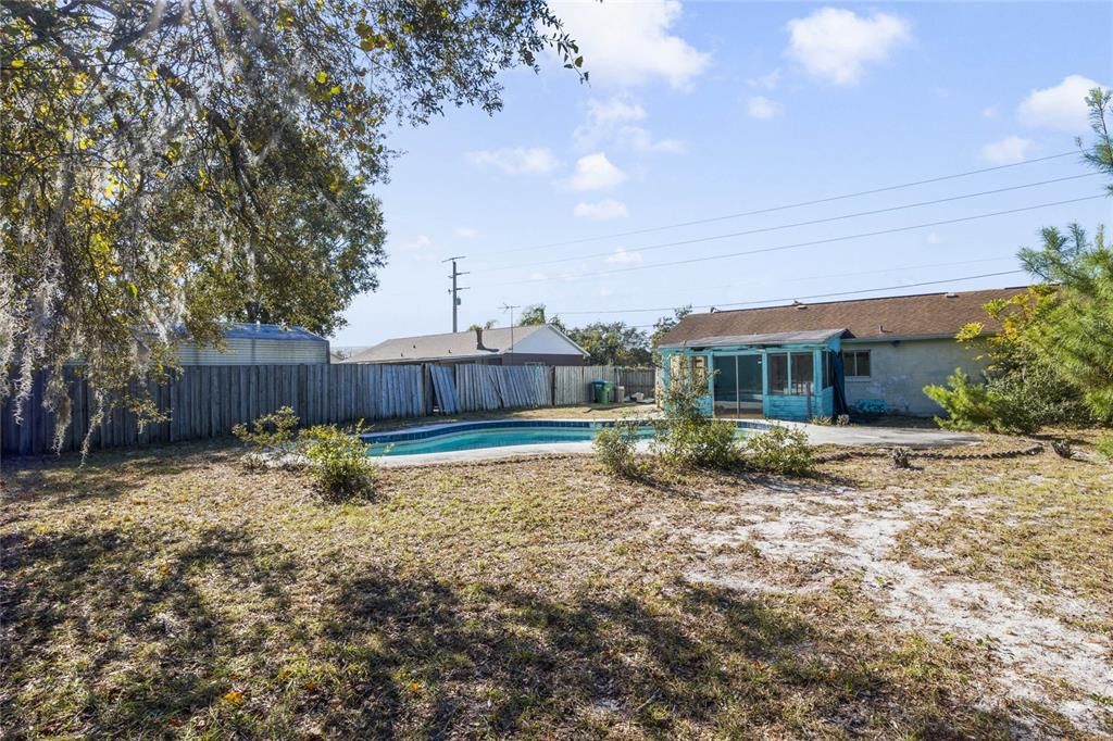 For Sale: $280,000 (3 beds, 1 baths, 1183 Square Feet)