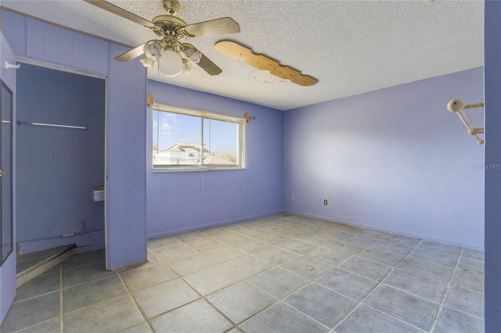 For Sale: $280,000 (3 beds, 1 baths, 1183 Square Feet)