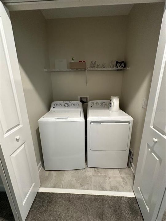 LAUNDRY CLOSET