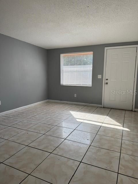 For Rent: $1,250 (2 beds, 1 baths, 1404 Square Feet)