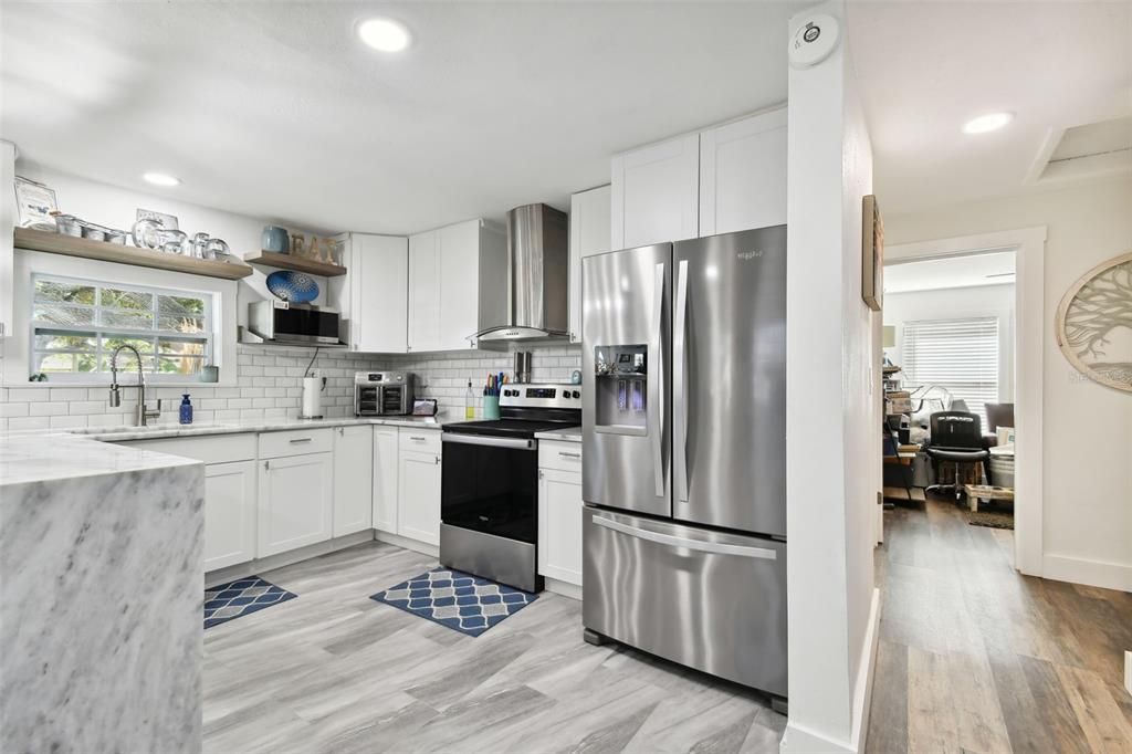 For Sale: $394,700 (3 beds, 2 baths, 1206 Square Feet)